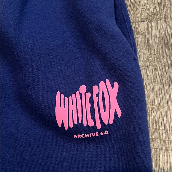 WHITE FOX SET - Picture 9 of 11